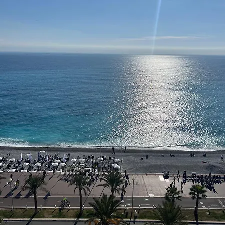 Daire Stunning In The Gold Square Of Nice! *
