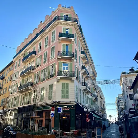 Stunning In The Gold Square Of Nice! דירה *